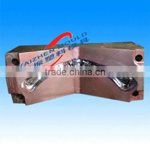 Plastic coat hanger mould