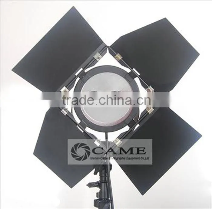 2.4m stands + 3 x 800W Pro Red Head Redhead Continuous Light Lighting