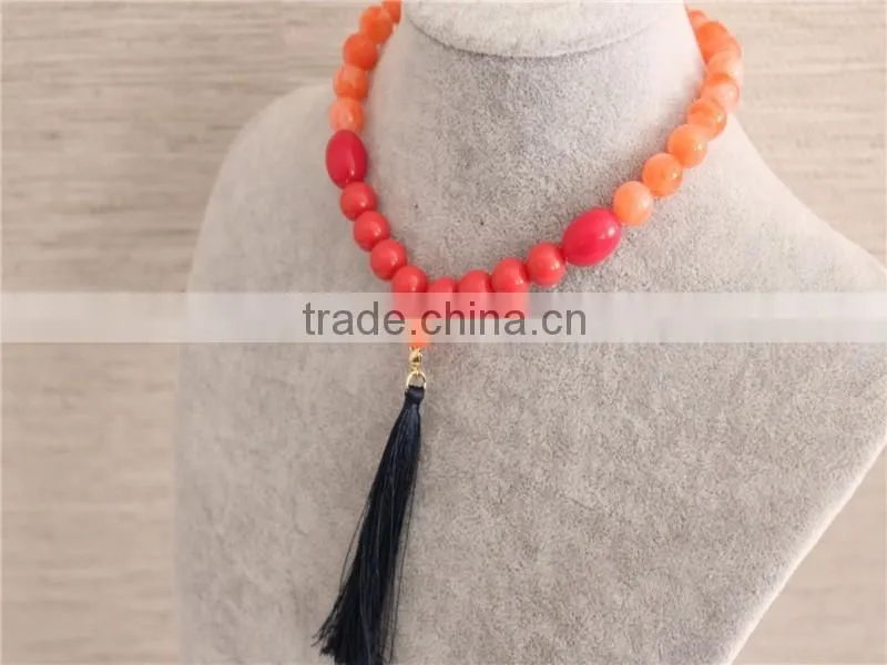 China Factory Stock Cheap Jewellery Women Necklace Arylic Bead Necklace