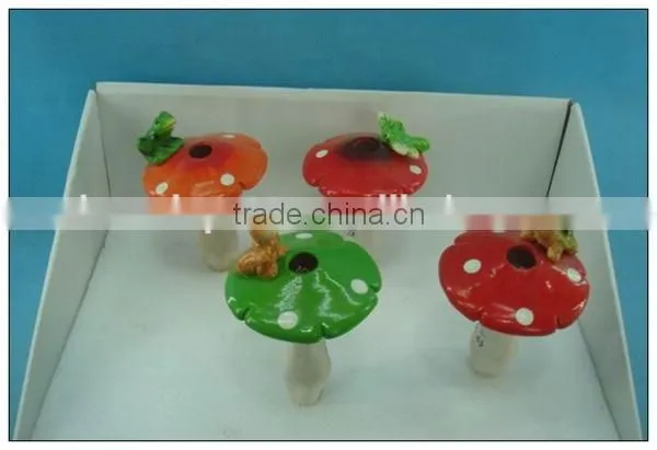 Factory Direct Sale Garden decoration ceramic pottery mushroom plant watering spike