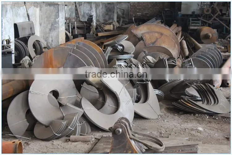 Farm ground with water use hydrualic digging machine