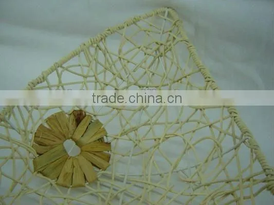 Natural rattan&water hyacinth weaving iron frame fish shaped fruit basket