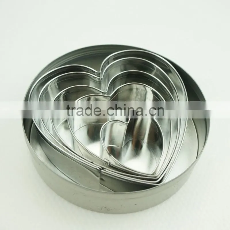 47097 5pcs heart shape stainless steel cookie cutter set
