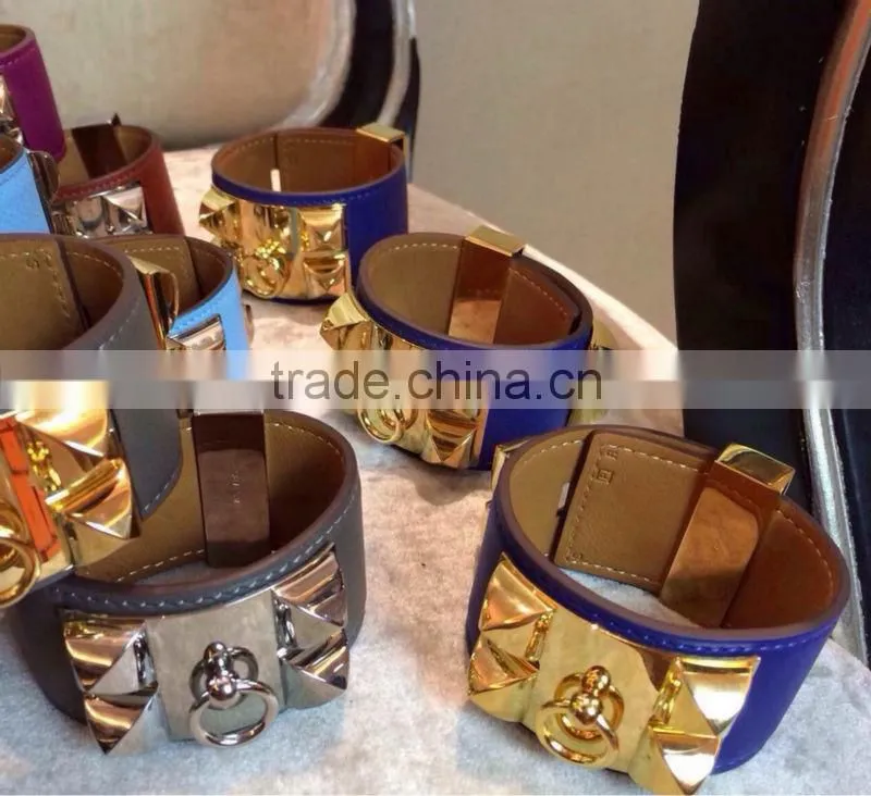 Metal tangerine litchi grain leather bangle bracelet
