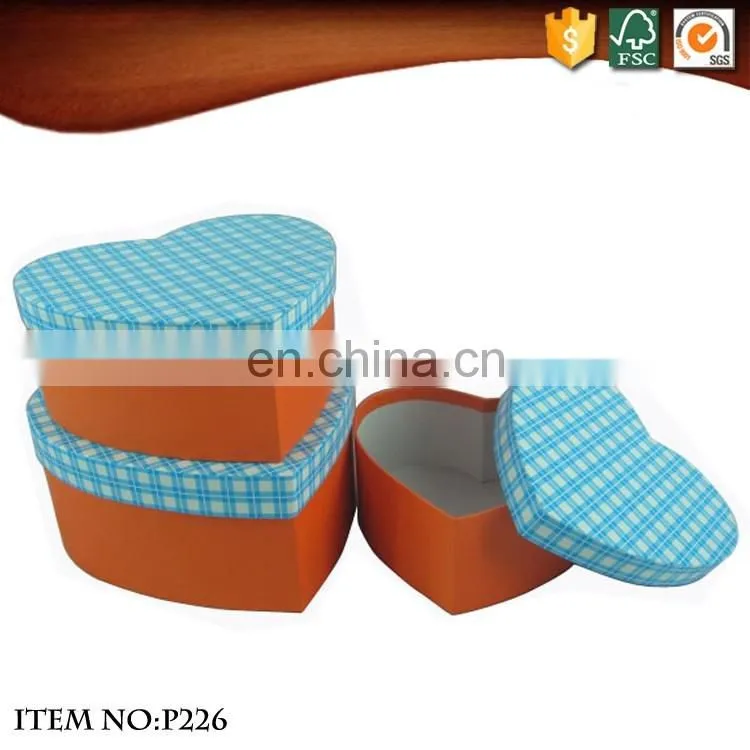 Customized Top Art Craft Quanlity Heart -Shaped cardboard Gift Box