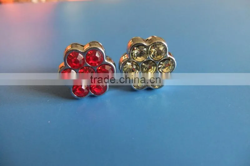 Compet Wholesale Zinc Alloy Metal Plum Flower 10mm Slide Charms