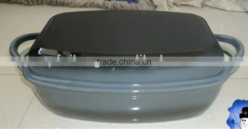 33cm Cast Iron Roaster and Griddle