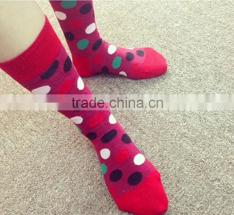 Low Moq Stock Socks On Sale Bright Red Colored Happy Dots Women Socks