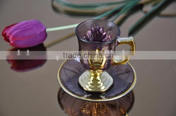 Glass beverage cups and saucers set