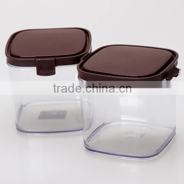 Ultra-Clear Push to Open clear plastic hinged food container