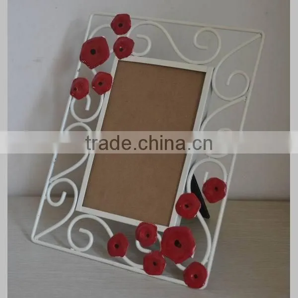 Metal photo frame with flower