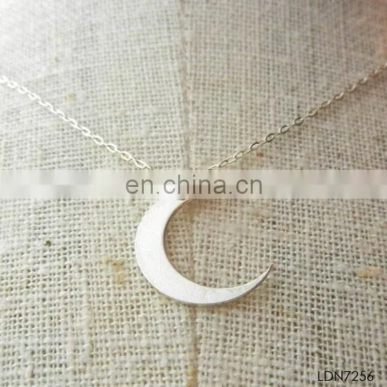 Fashion jewelry exquisite cool sideway cross necklace
