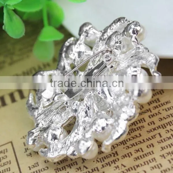 New design Rhinestone Crystal Faux Pear Brooch Pin Jewelry Gift