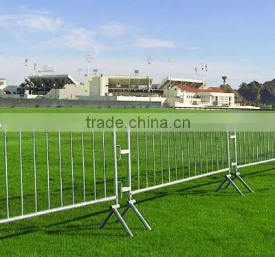 Metal road safety barrier