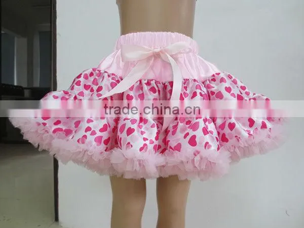 new design wholesale chevron pettiskirt for girls hot sale 2013 lastest new design satin skirt