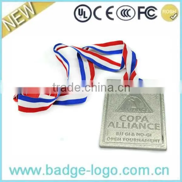 2016 Newest Design Silver Wholesale Sports Medals