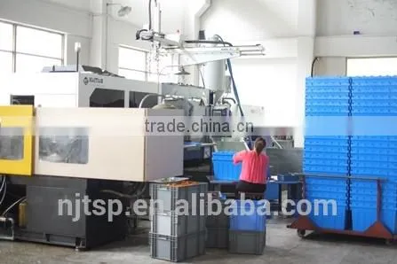 Plastic Distribution Containers