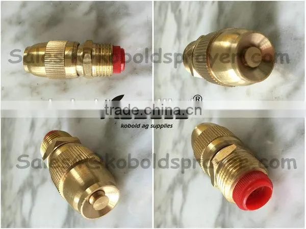 Adjustable brass spray nozzle