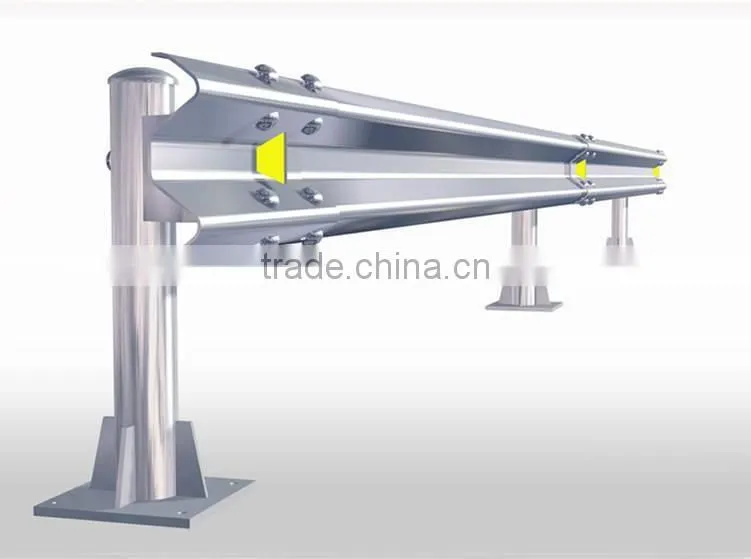 Highway guardrail post / highway guardrail post spacing