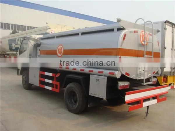 dongfeng 4x2 small oil tanker for sale