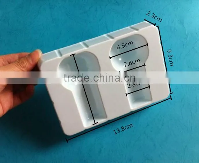 Customized vacuum formed hardware packing