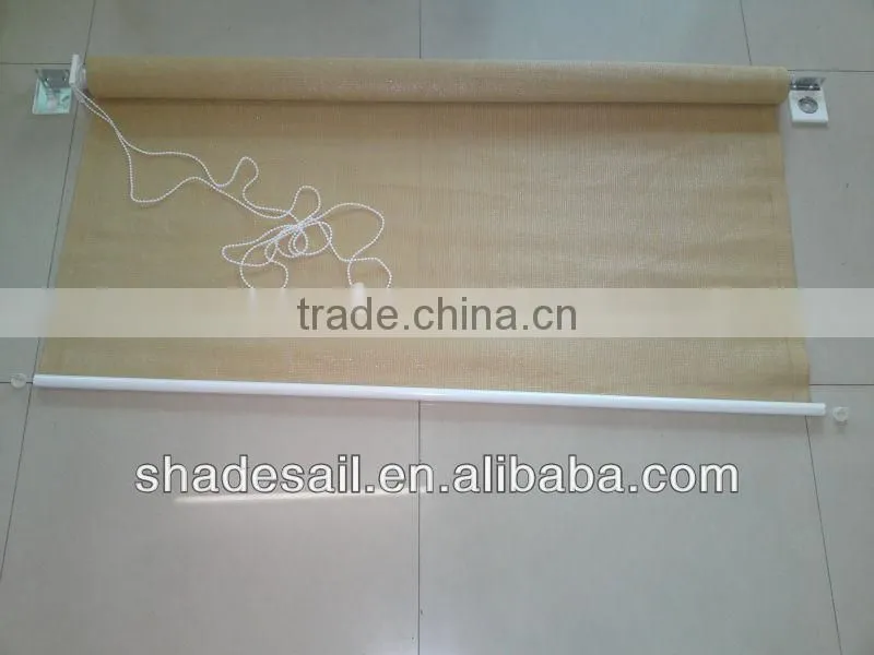 100%HDPE Exterior Roll Up Window Shades,Door ShadesProtection of privacy Effectively reduce sunlight and ultraviolet