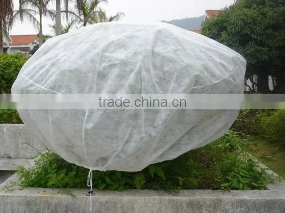 UV-stable polypropylene spunbond nonwoven fabric