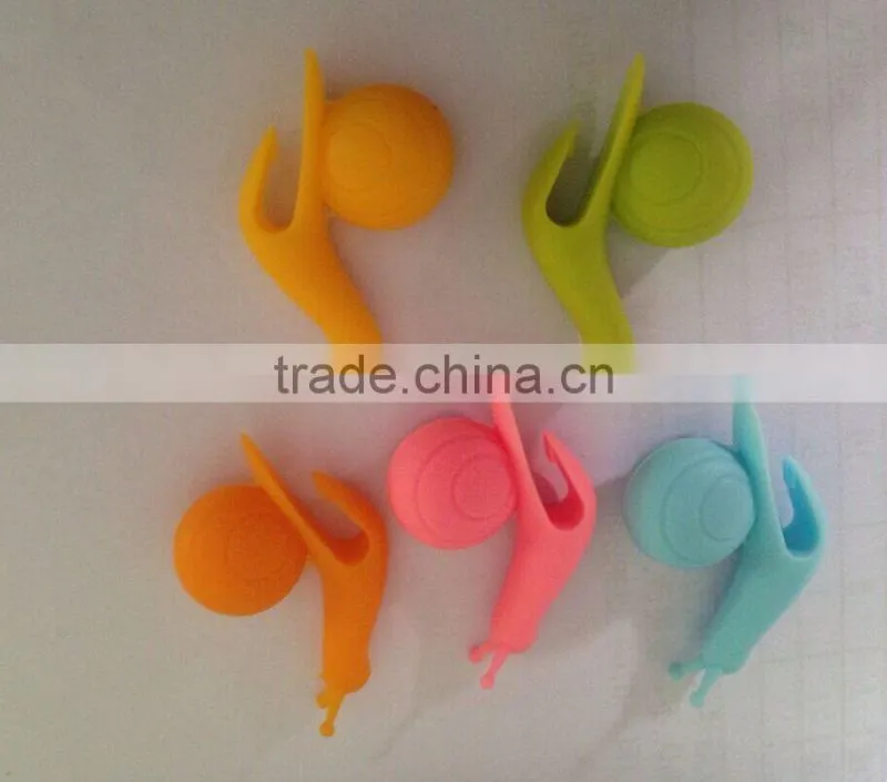 Wholesale 3D Designed FDA /LFGB Food Grade Glass Drink Cup Identifier Silicone Tea Cup Party Glass Marker