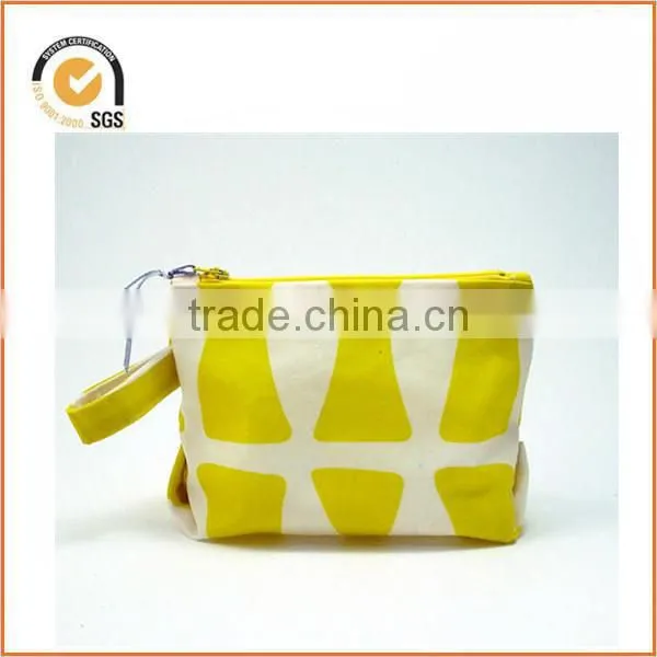 Waxed Canvas Cosmetic/Toiletry Zipper Pouch (Orange and Gray Floral) By Chiqun Dongguan CQ-H02001