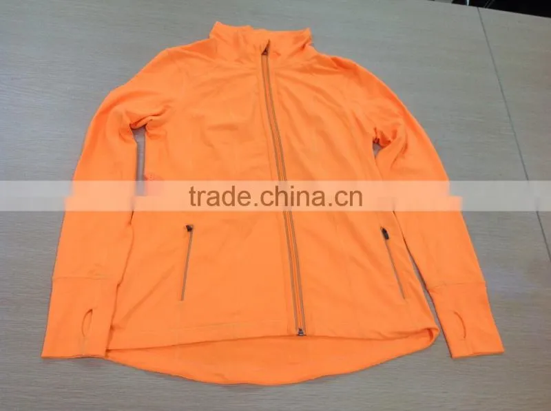 OEM style High quality WOMEN WARM ZIPPER POCKET SWEATSHIRT