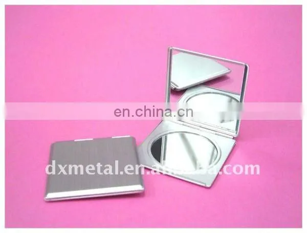 custom round epoxy compact mirror