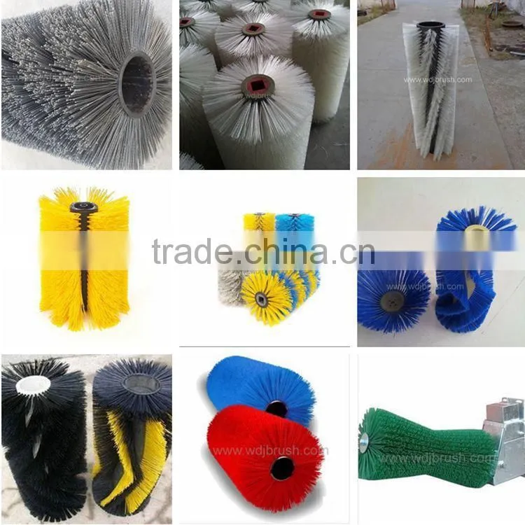 Safe durable livestock body brush/cow brush