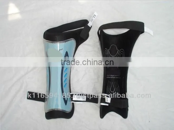 Good Quality Transparent CE Tested Plastic Soccer Shin Guard