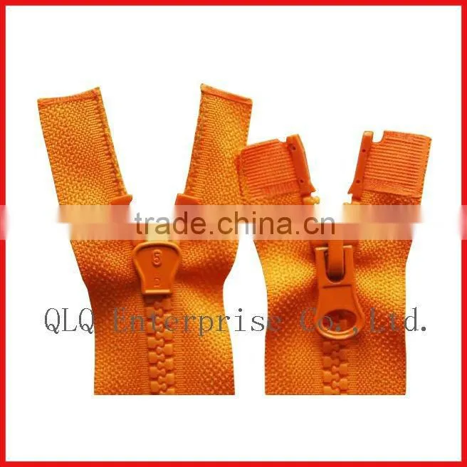 two way open-end Plastic Zipper