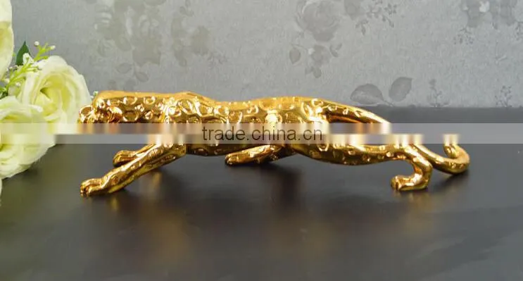Resin shell leopard sculpture home decor