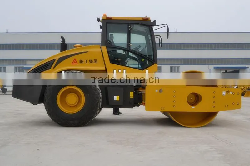 Single Drum Vibratory Roller S818