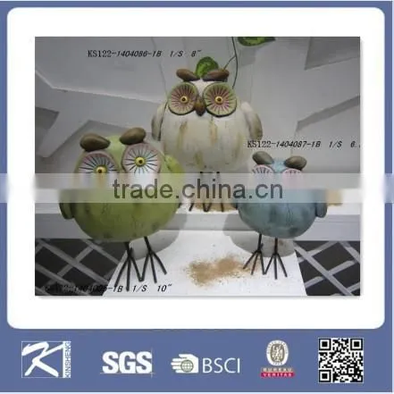 Funny ceramic owl figurine garden decoration