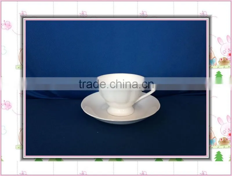 200cc Bone China Cup&Saucer Set
