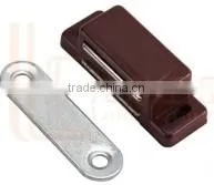 Magnet cabinet door catches/door closer for door/ cabinet from furniture factory