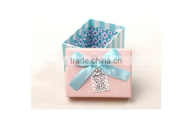 Hot selling custom cardboard wedding paper gift box