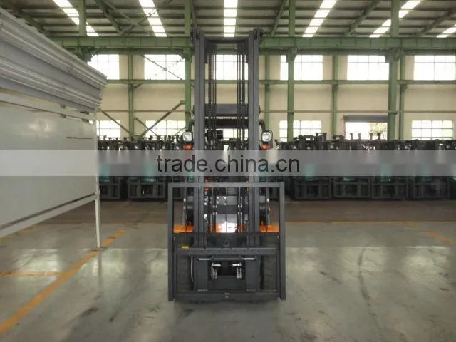 3.5T gasoline forklift truck