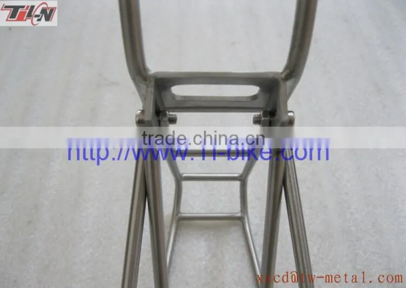 XACD design high quality bike rear rack customed bike luggage rack capacity 25ke titanium bicycle rear rack