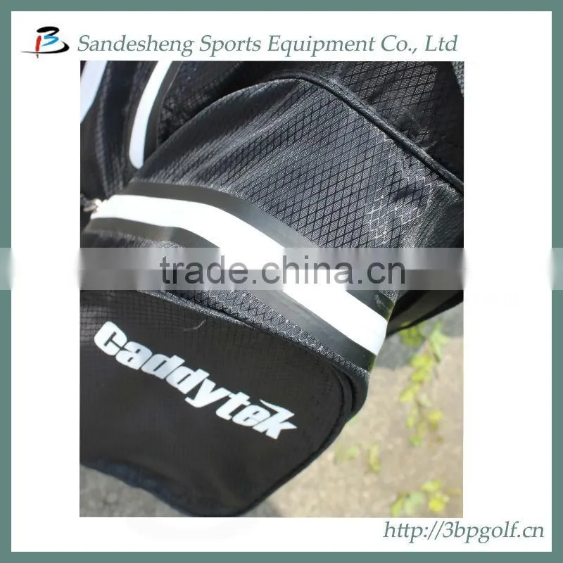 Lately golf bag with wheels