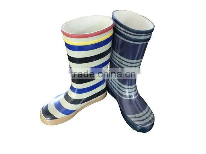 2016 fashion waterproof rubber boots from quzhou hebei