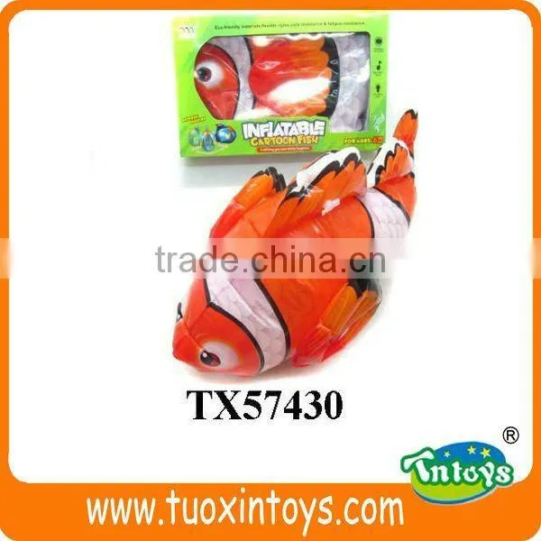 Bath wind up fish toys on the water