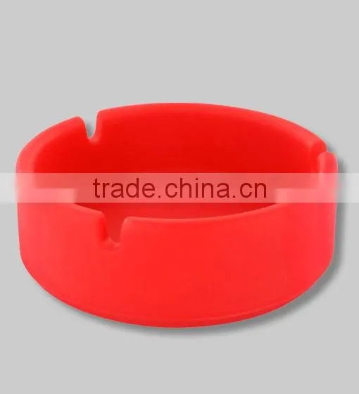 Roll silcone ashtray