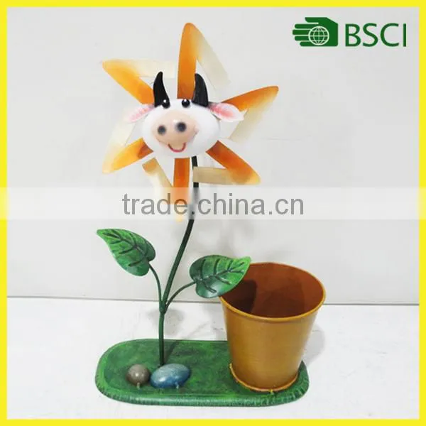 Cheap Beautiful Outdoor Garden Metal Colorful Cow Windmill Flower Pot