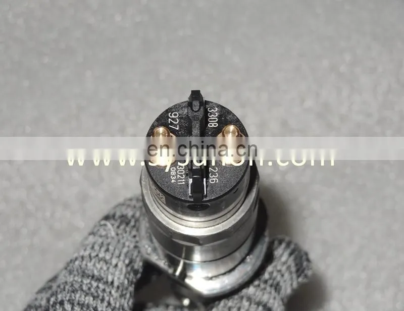 Excavator PC300-8 diesel engine parts common rail fuel injector 0445120236 5263308
