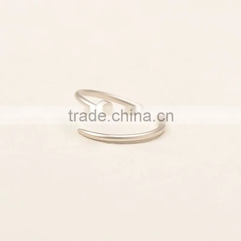 Fashion hot sale stud plate charm silver finger rings