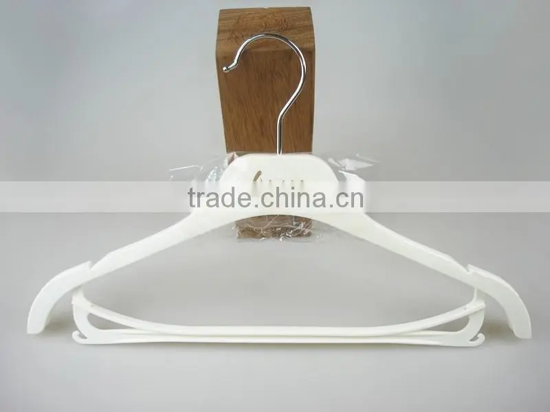 IMY-520 white ladies hangers plastic for dress